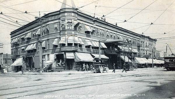 Hotel Benton Benton Harbor